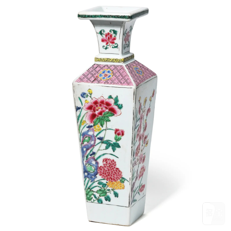 清雍正 粉彩四季花卉纹四方瓶